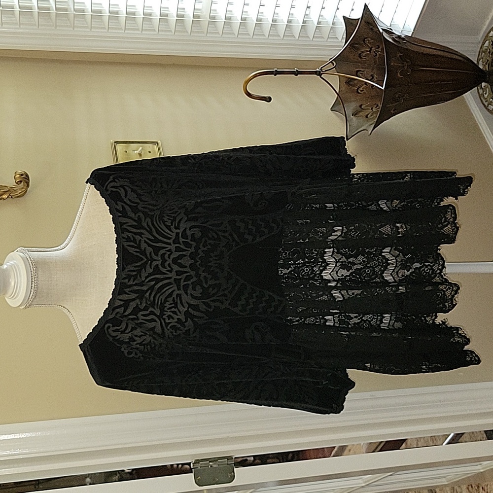 Free People black flocked velvet ruffle lace tunic 3/4 sleeve Size Small…EUC
